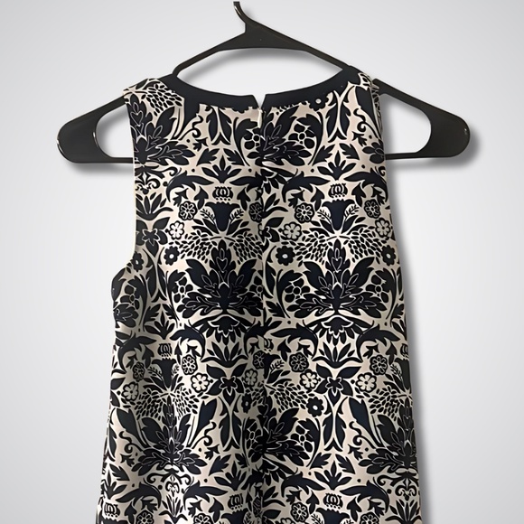 LOFT Sleeveless Shift Dress - Size XSP - Black & White Print - NWOT - Picture 3 of 4